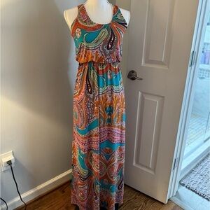 Vestique Maxi Dress Racer back stretchy paisley orange/tourquoise/pink. Size M